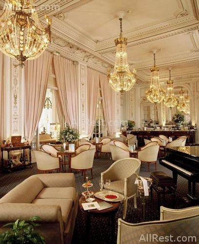 Hotel Du Palais 2
